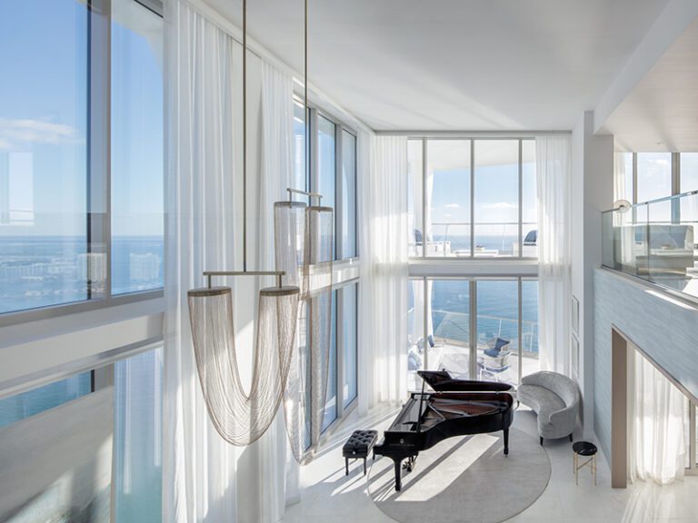 Luxury Miami Penthouses: Sky-High Living in the Heart of the City